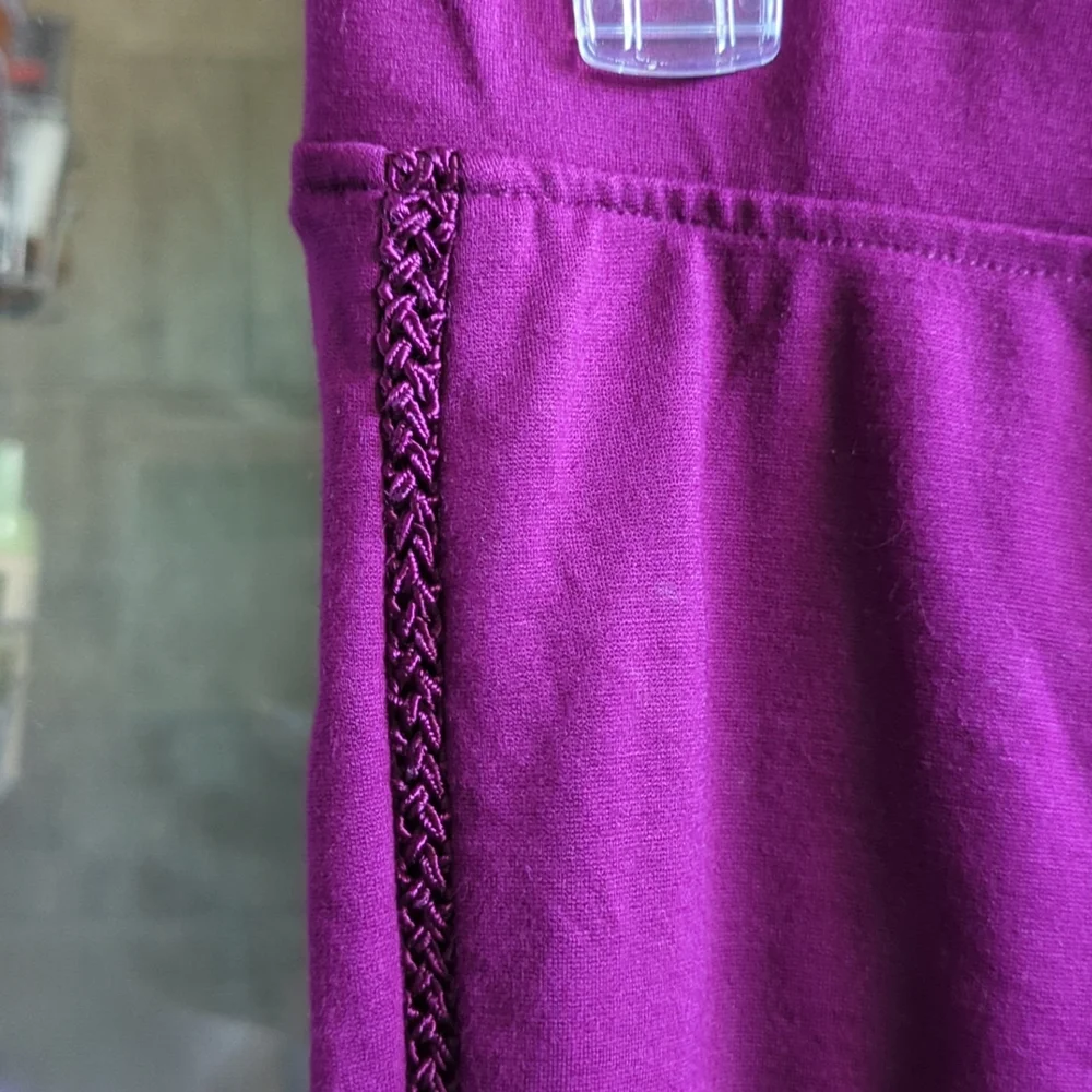 Torrid Ponte Purple Cropped Pants - Picture 5 of 6